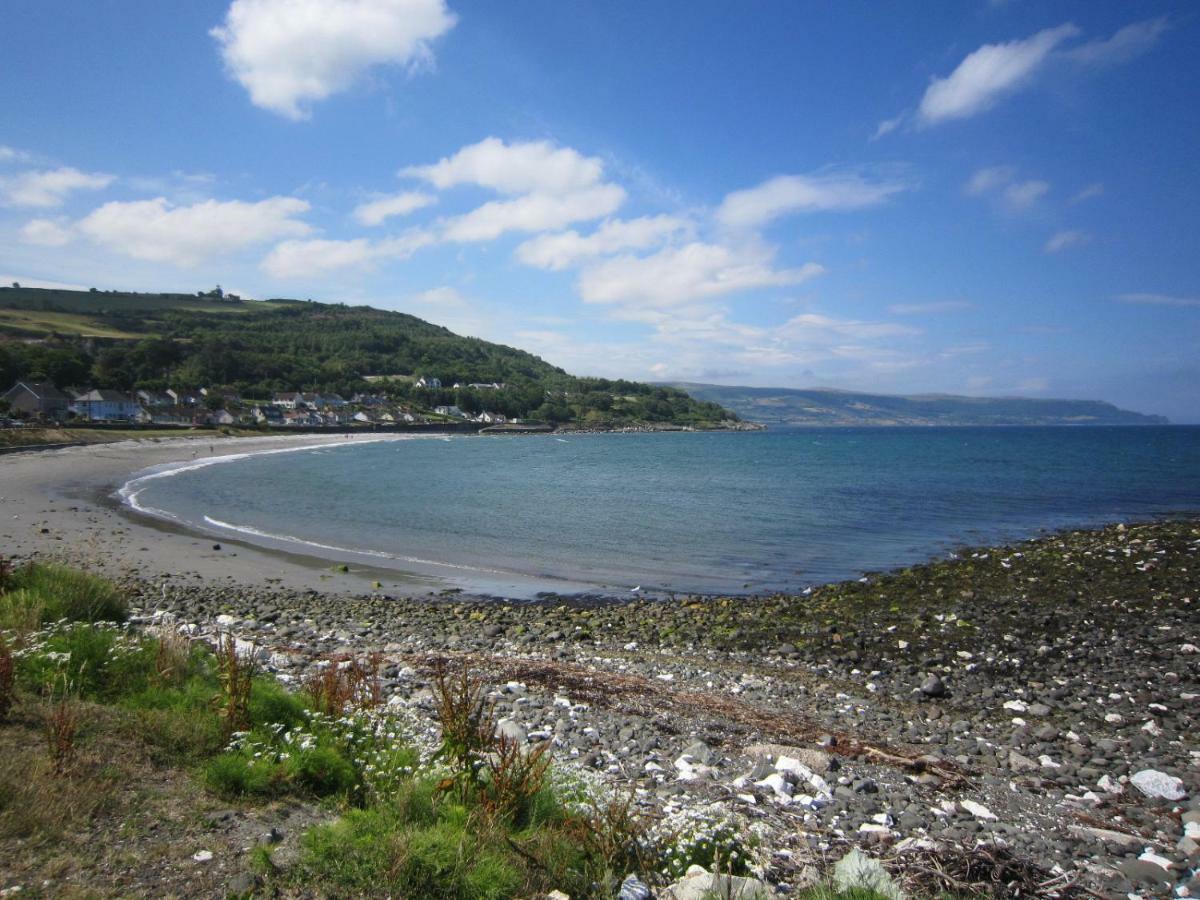 The Lookout, Glenarm Villa Bagian luar foto